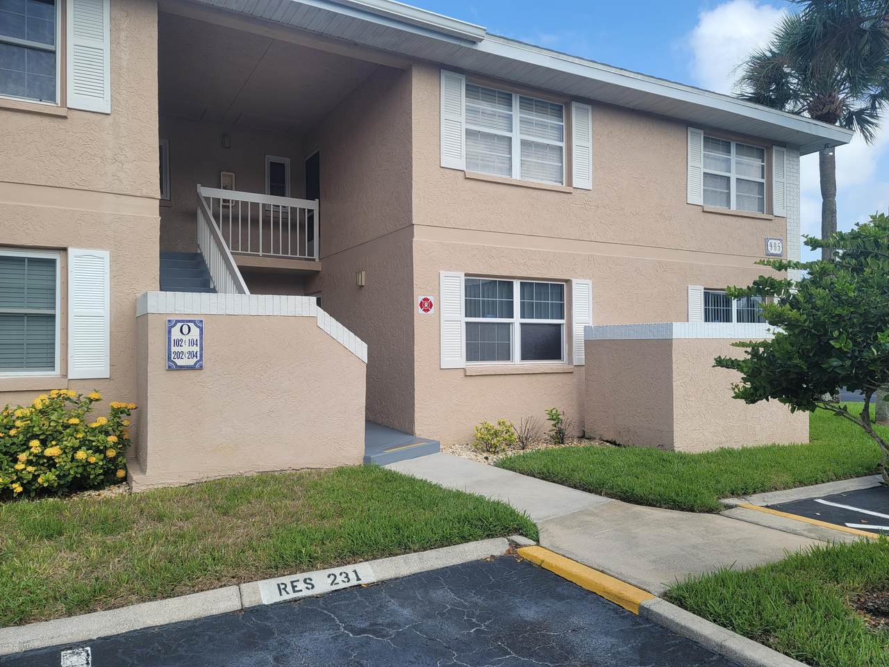 905 Sonesta Avenue - Photo 1