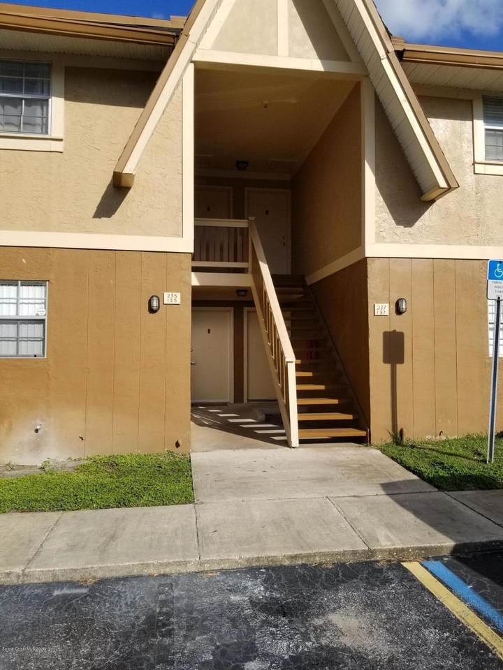 137 Bristol Court - Photo 1