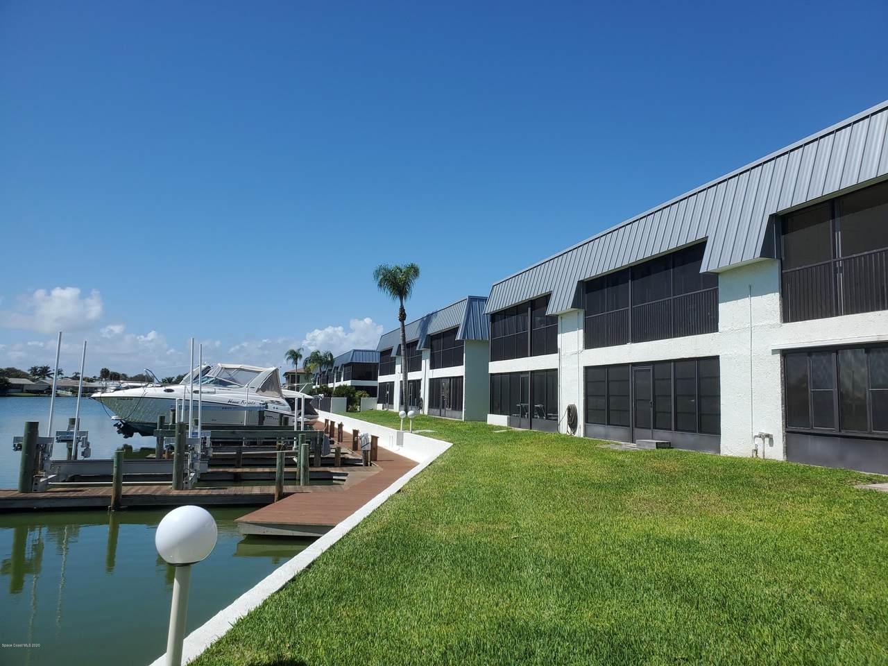 205 Banana River Boulevard - Photo 1
