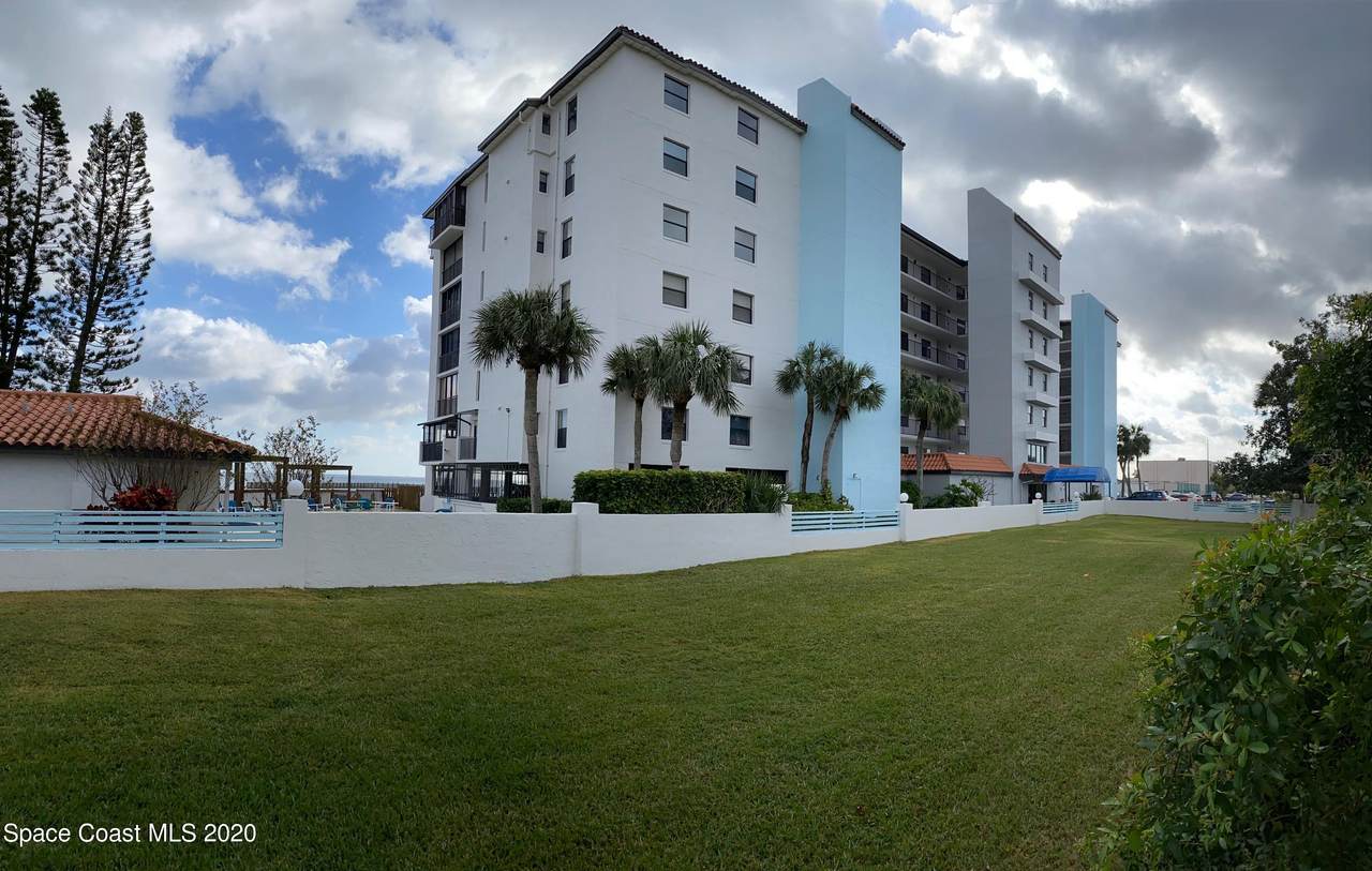 4747 Washington Avenue - Photo 1