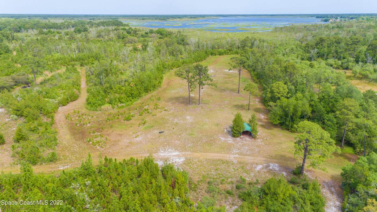 3895 Eagles Place - Photo 1