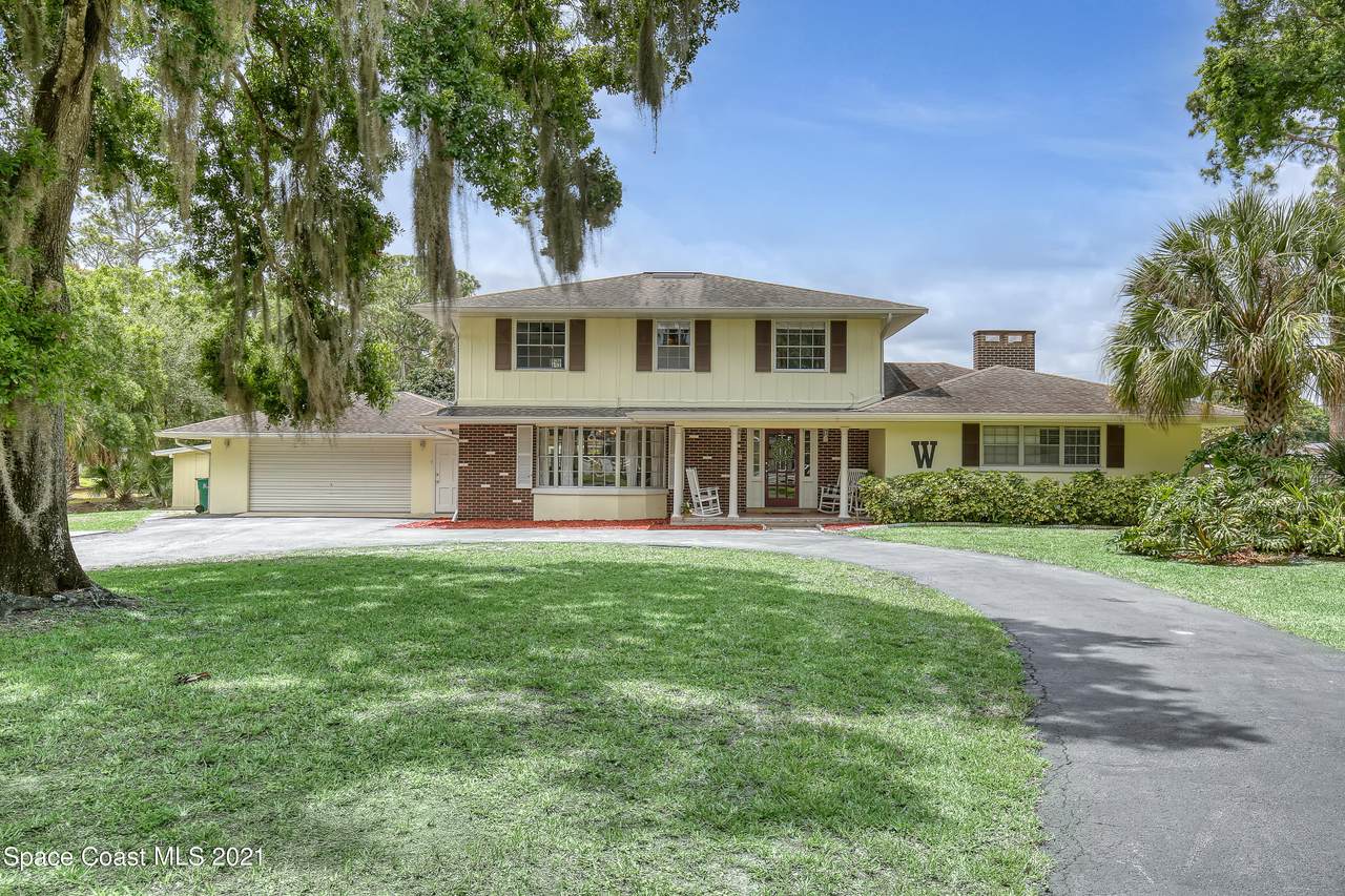 7581 Pinecrest Avenue - Photo 1