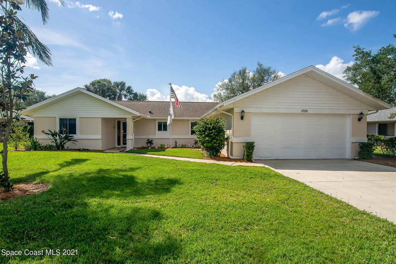 1725 Freedom Drive - Photo 1