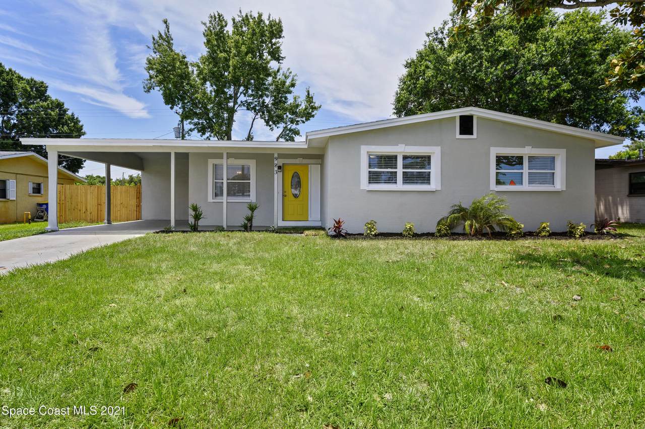 983 Palmer Street - Photo 1