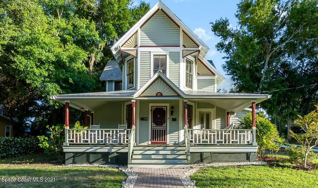 35 Barton Avenue - Photo 1