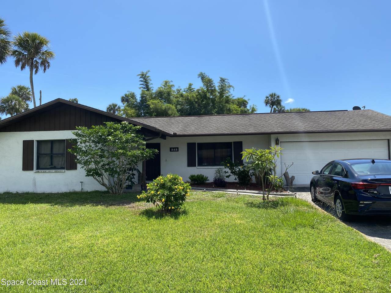 242 Saldon Lane - Photo 1