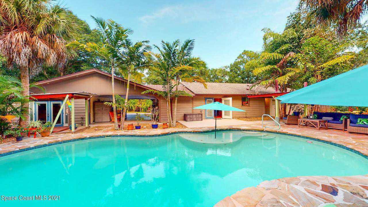 275 Valencia Road - Photo 1