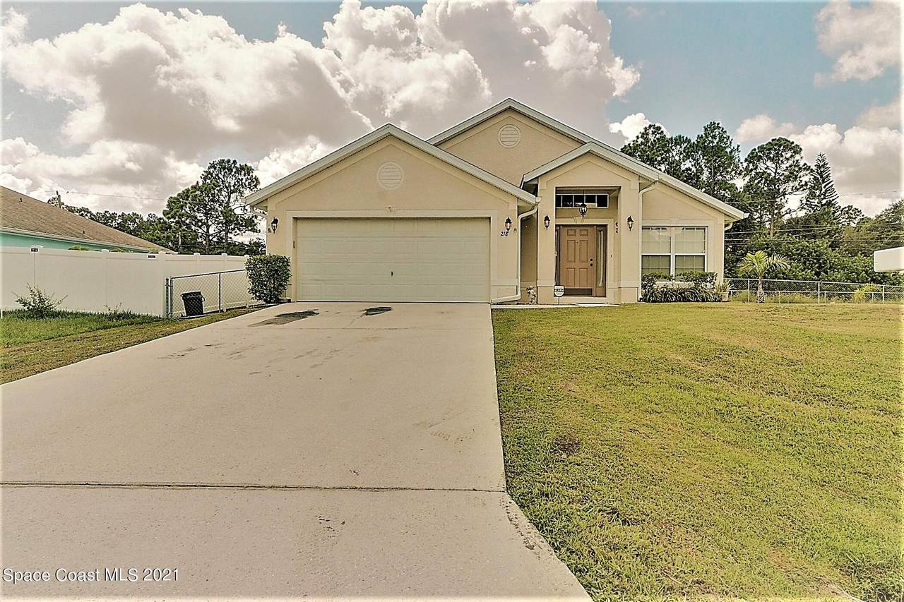218 Hart Street - Photo 1