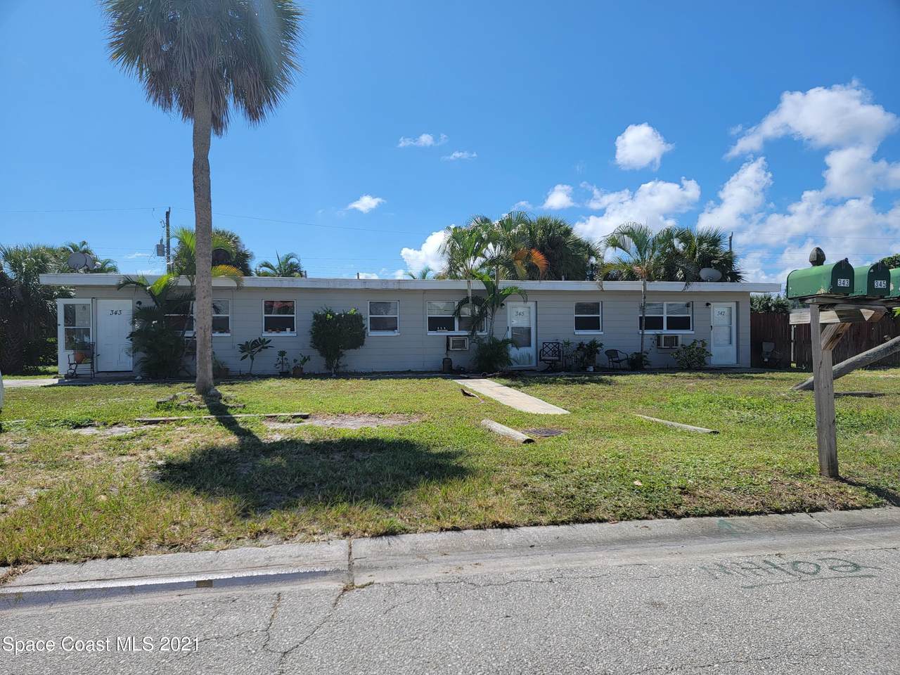 345 Lee Avenue - Photo 1