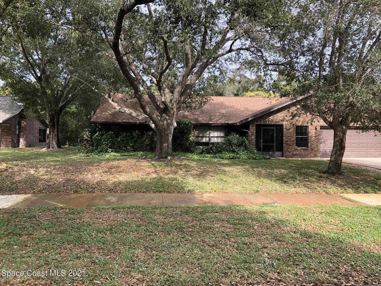 190 Waring Way - Photo 1