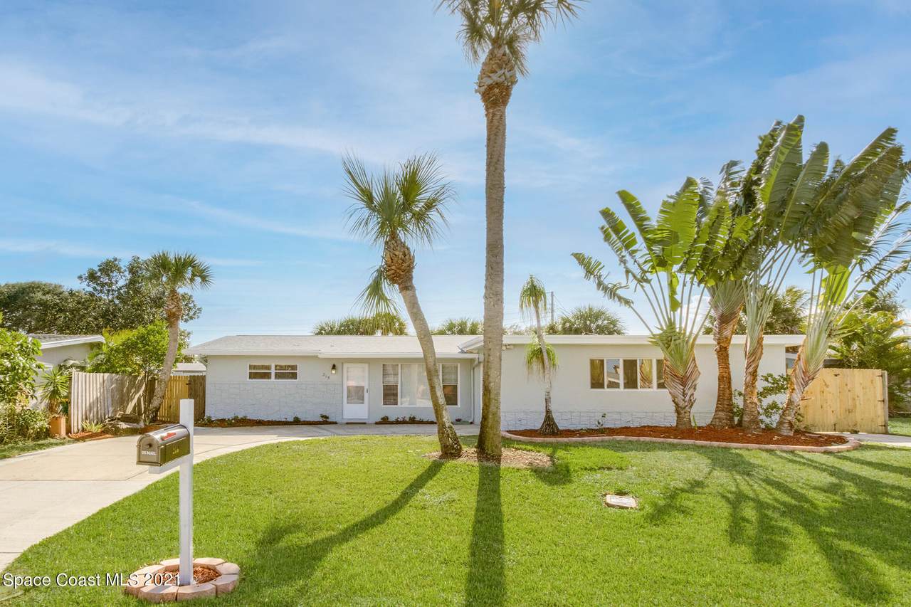 215 Martin Street - Photo 1