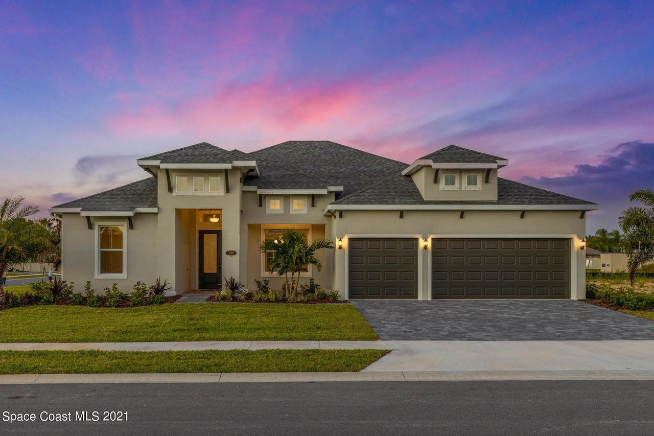 1140 Aranceto Circle - Photo 1