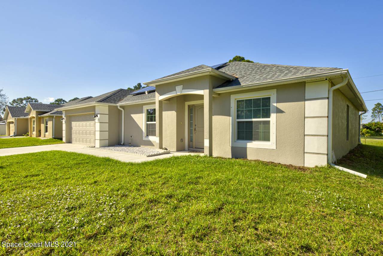 842 Clifton Road - Photo 1