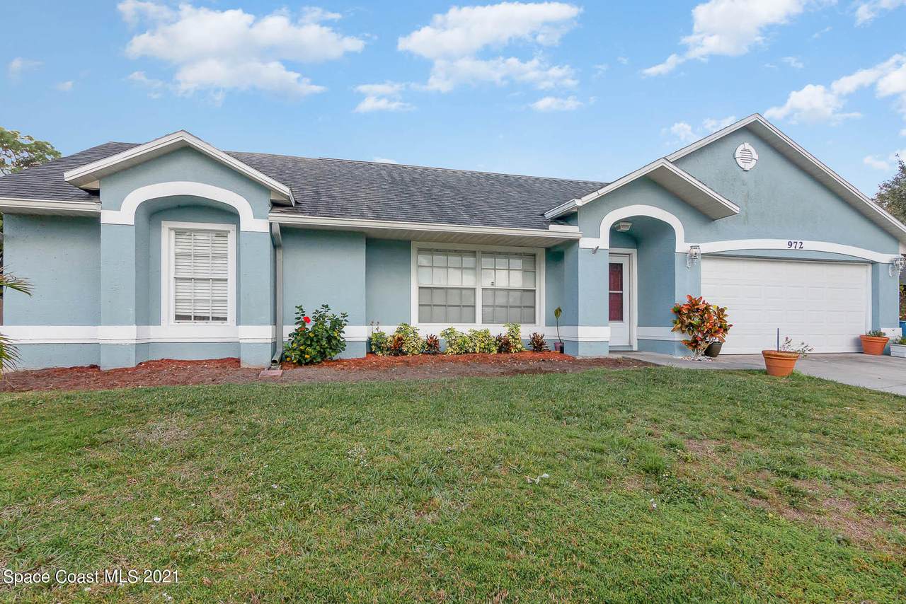 972 Canton Street - Photo 1