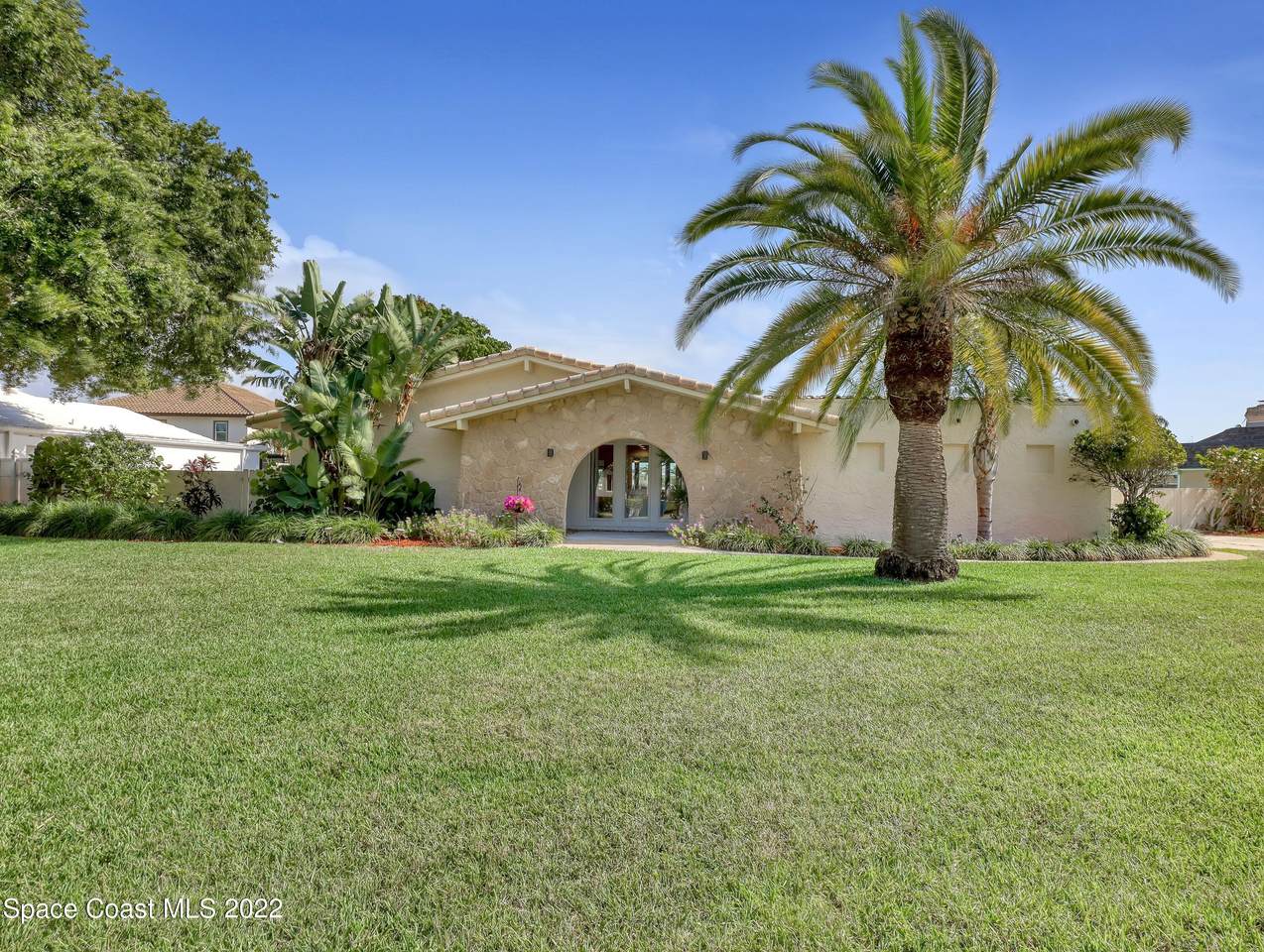 53 Country Club Road - Photo 1