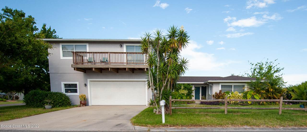 835 Cardinal Road - Photo 1