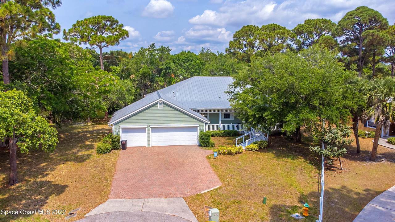 300 Enola Place - Photo 1