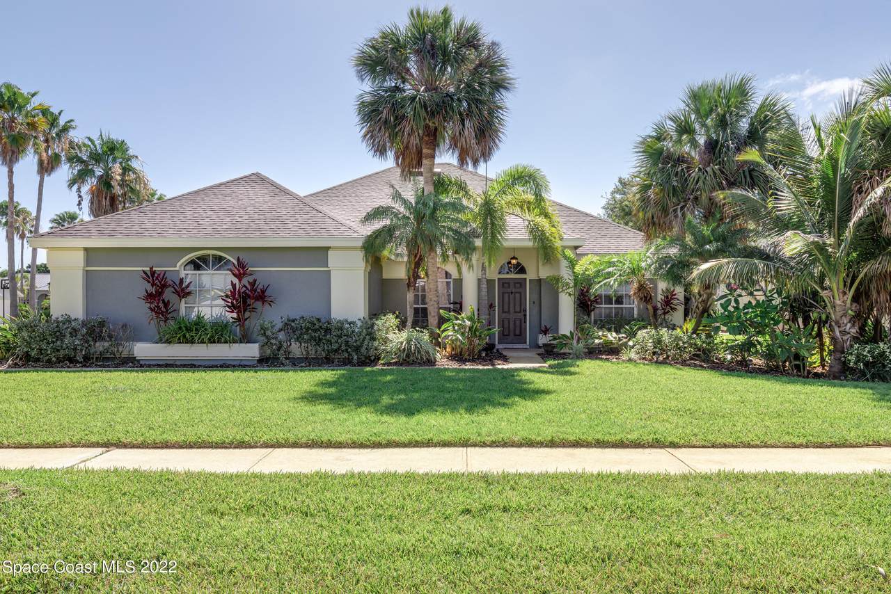 141 Martesia Way - Photo 1
