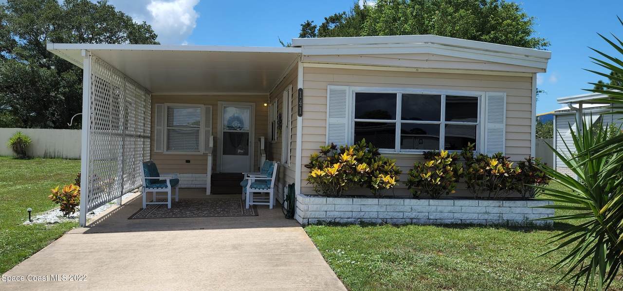 141 Cheswick Circle - Photo 1
