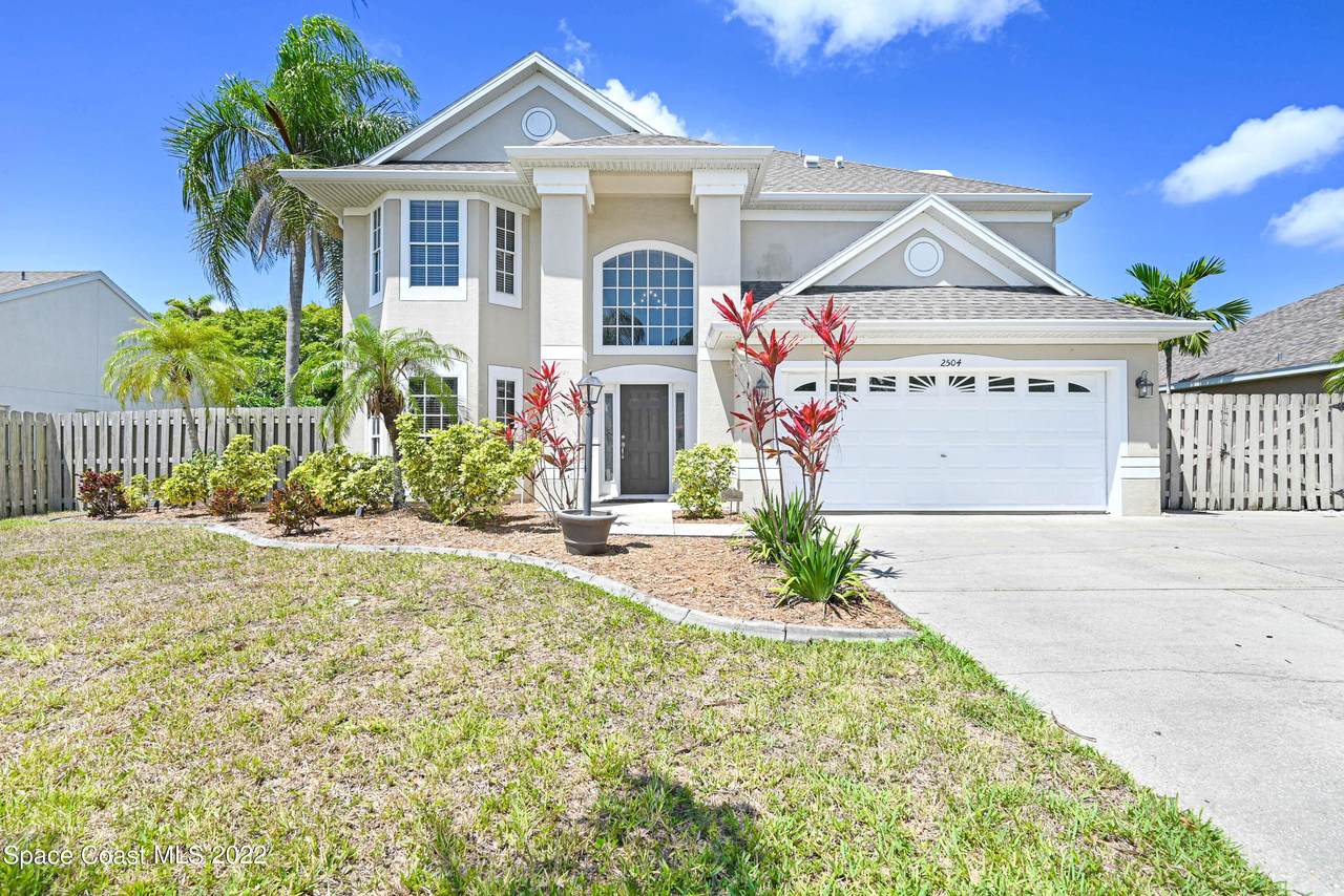 2504 Island Crossing Way - Photo 1
