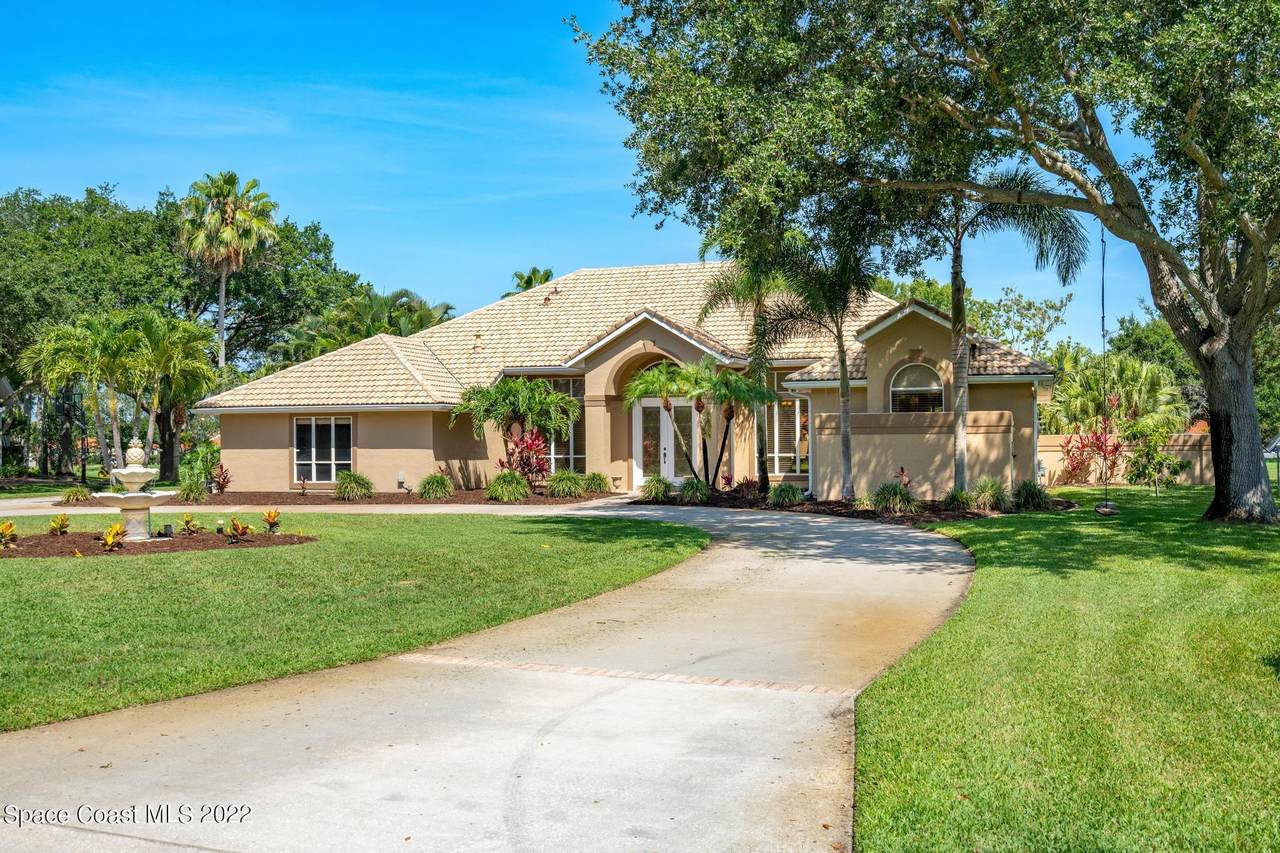 730 Ridgemoor Place - Photo 1
