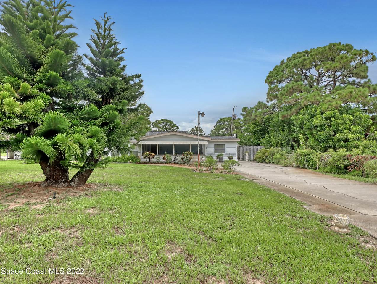 510 Clearview Drive - Photo 1