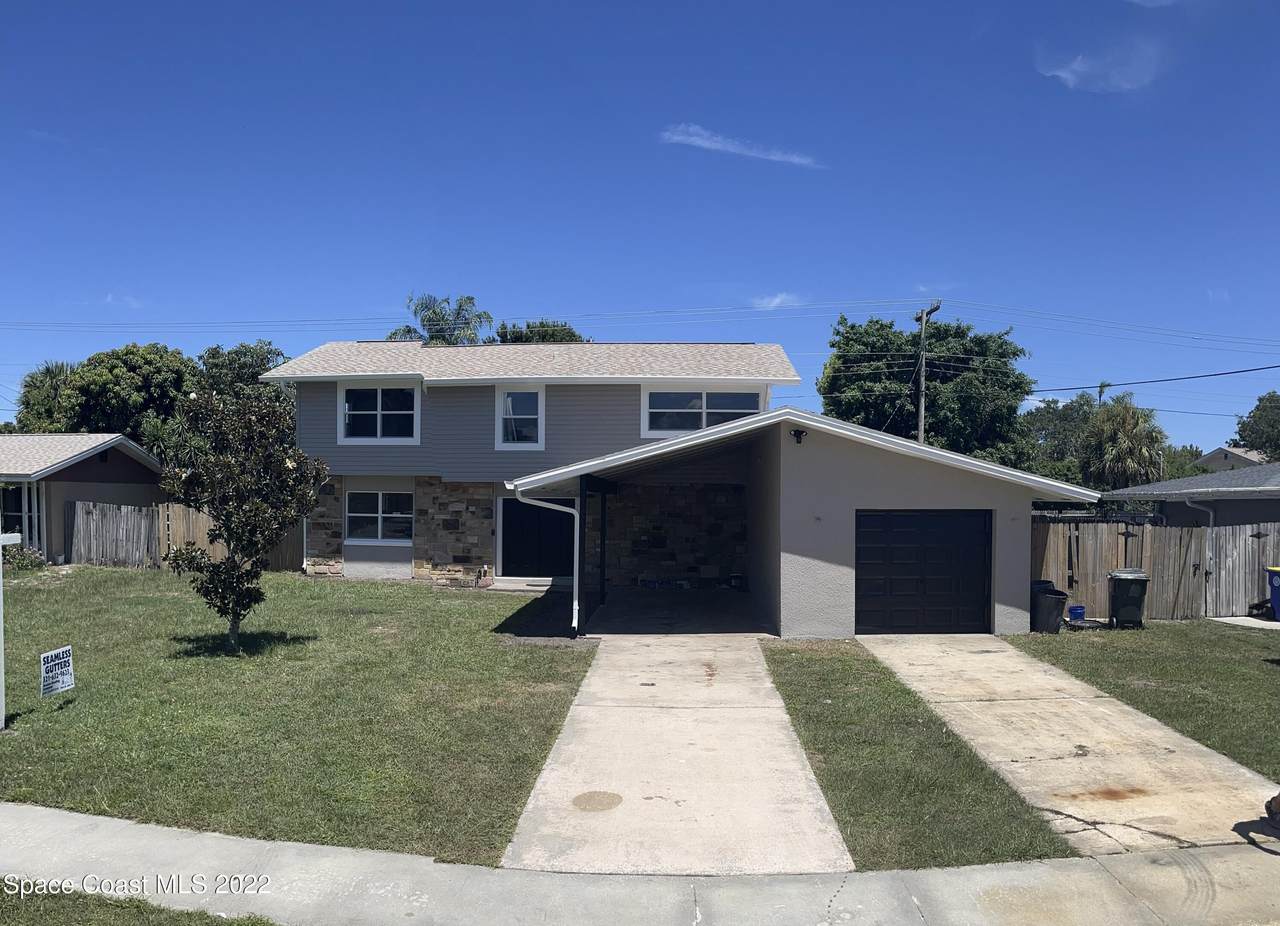 940 Bowing Lane - Photo 1