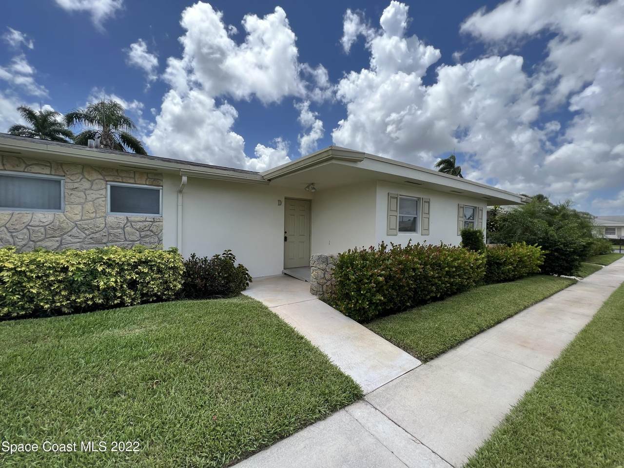 2844 Crosley Drive - Photo 1
