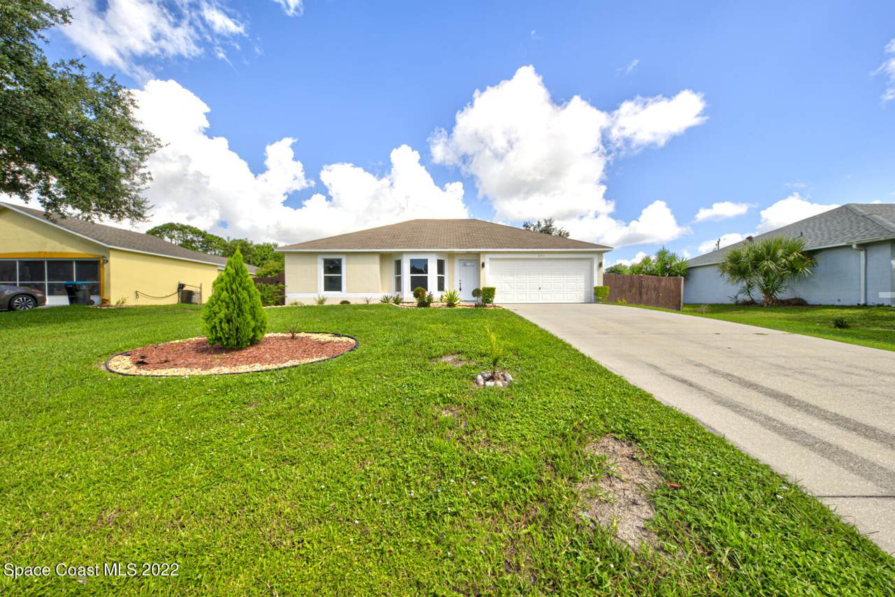 291 Heritage Street - Photo 1