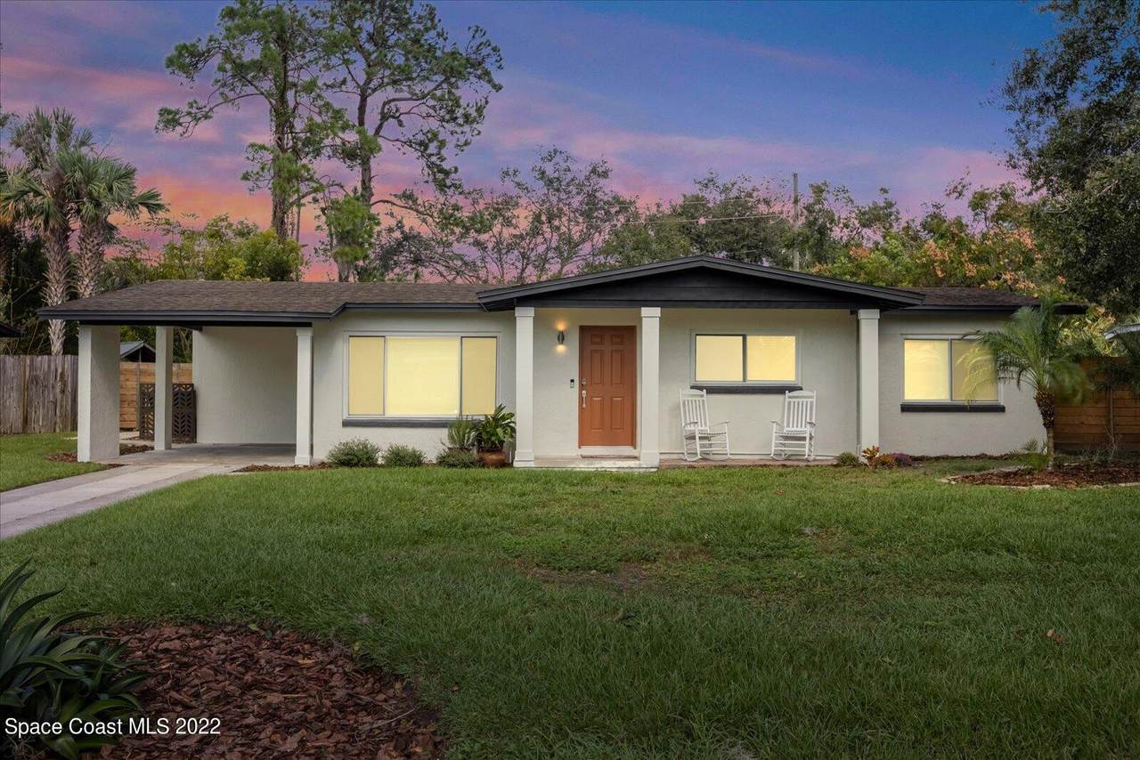 1945 Bering Avenue - Photo 1