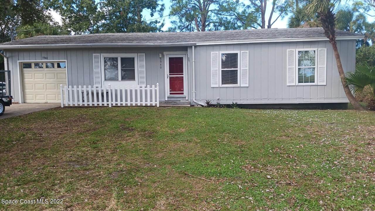 5940 Acme Avenue - Photo 1