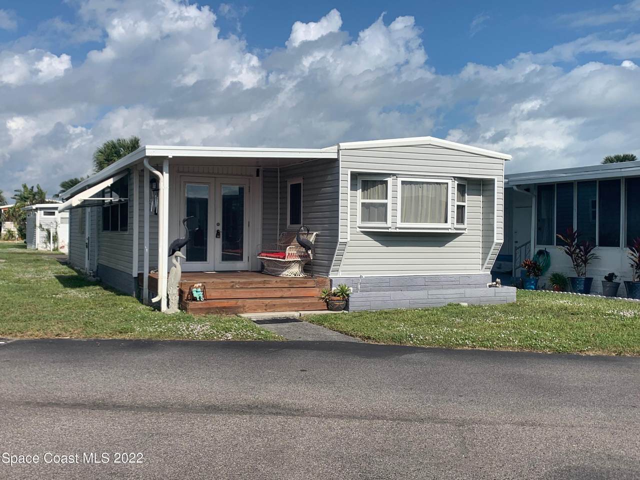248 Liberty Lane - Photo 1
