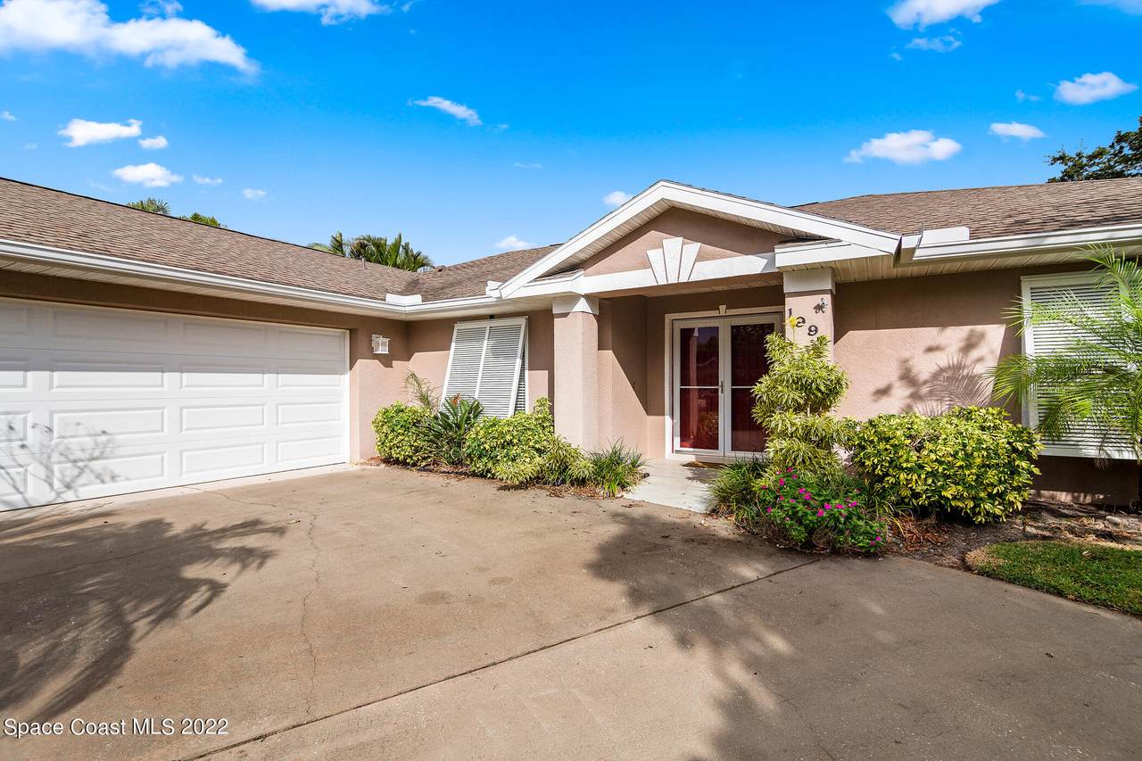 1998 Bottlebrush Drive - Photo 1