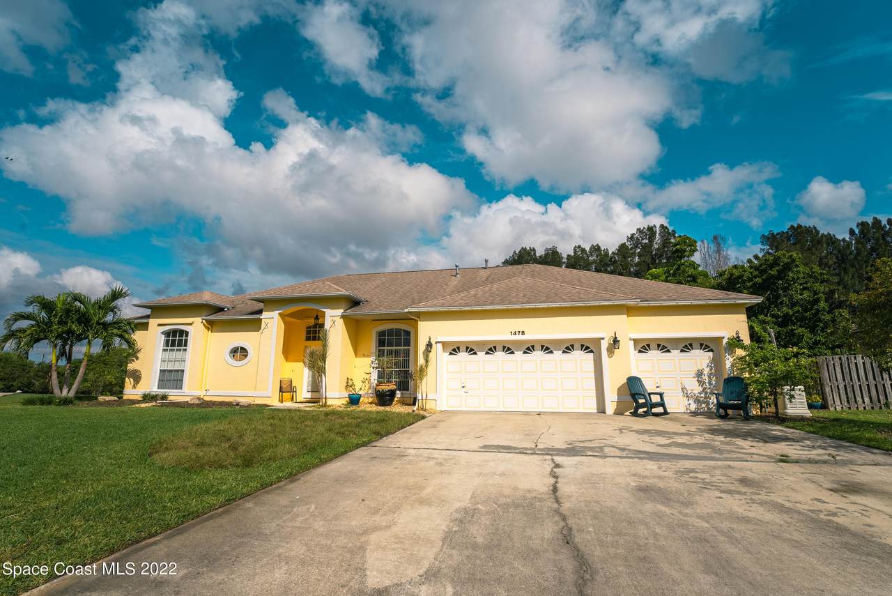 1478 Wellington Circle - Photo 1