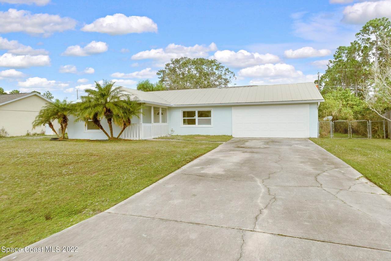 919 Commerce Road - Photo 1