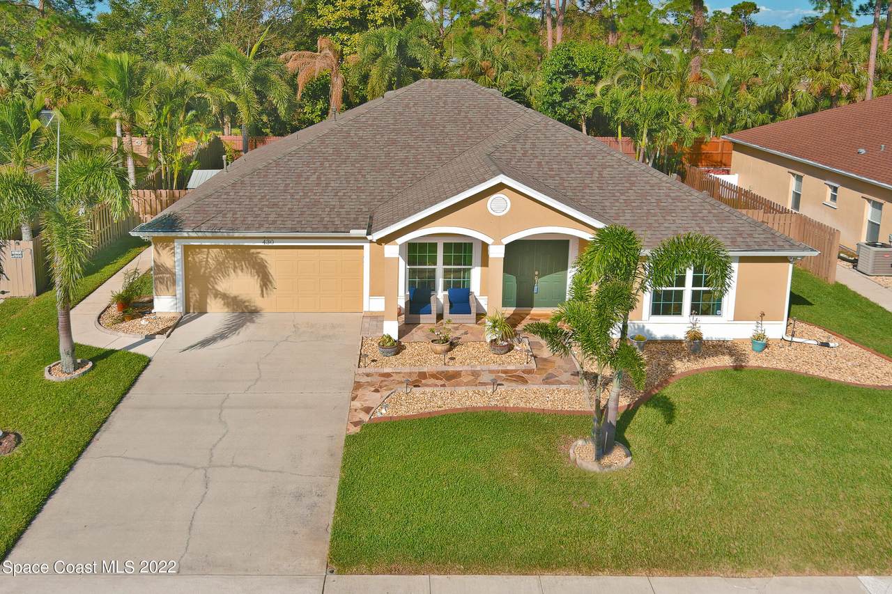 430 Stonehenge Circle - Photo 1