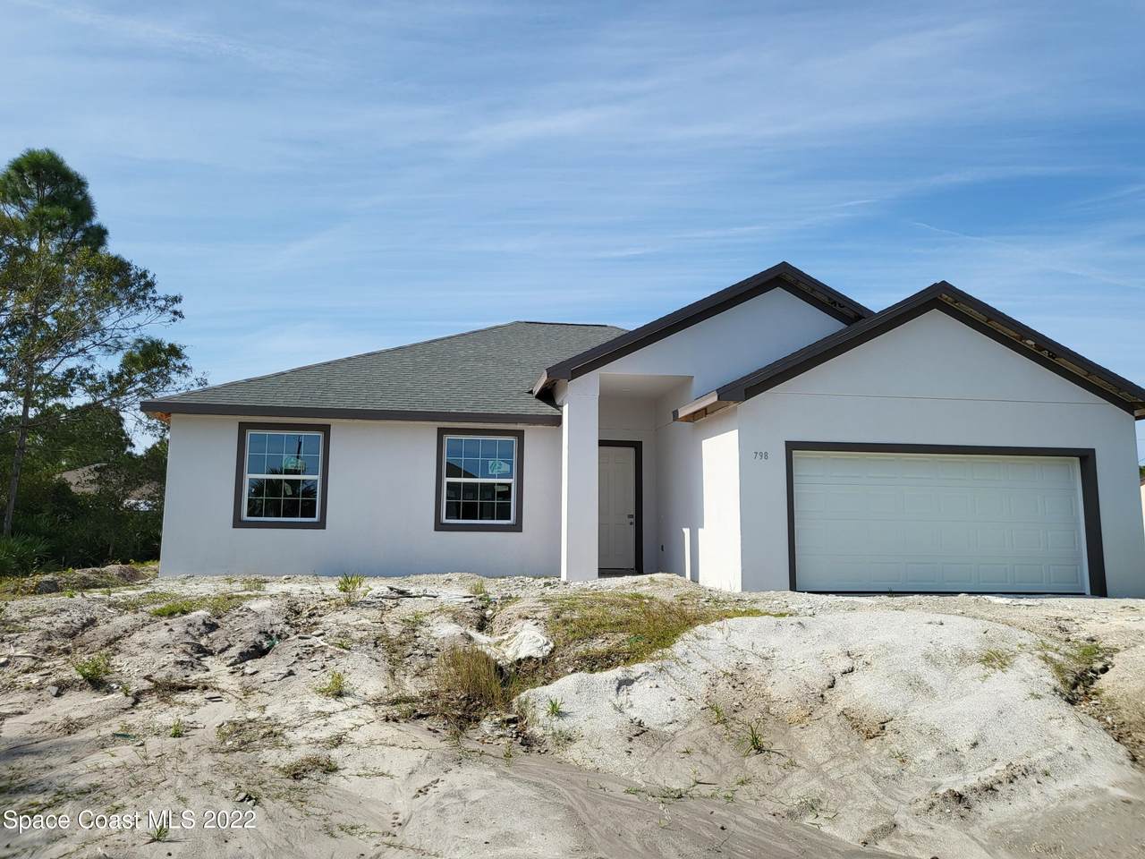 798 Talmadge Avenue - Photo 1