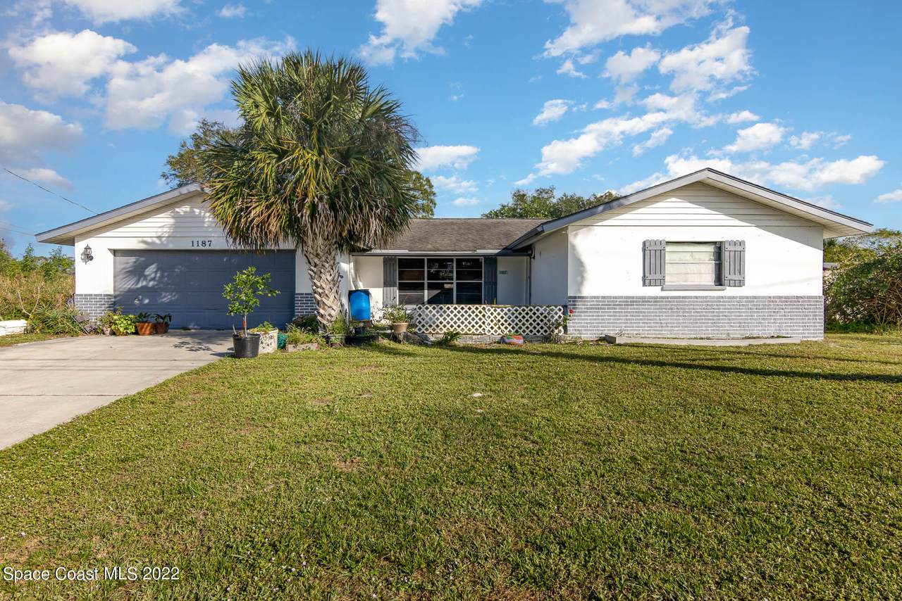 1187 Glenham Drive - Photo 1