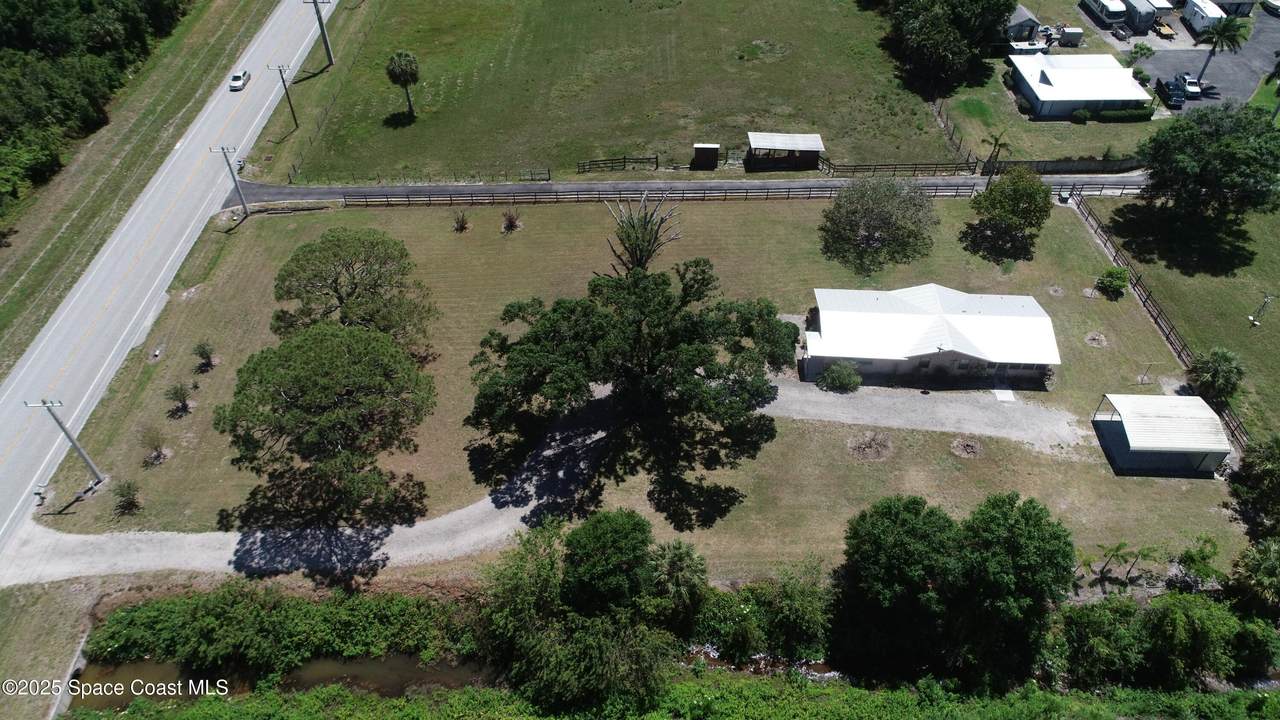 8695 70th Avenue - Photo 1