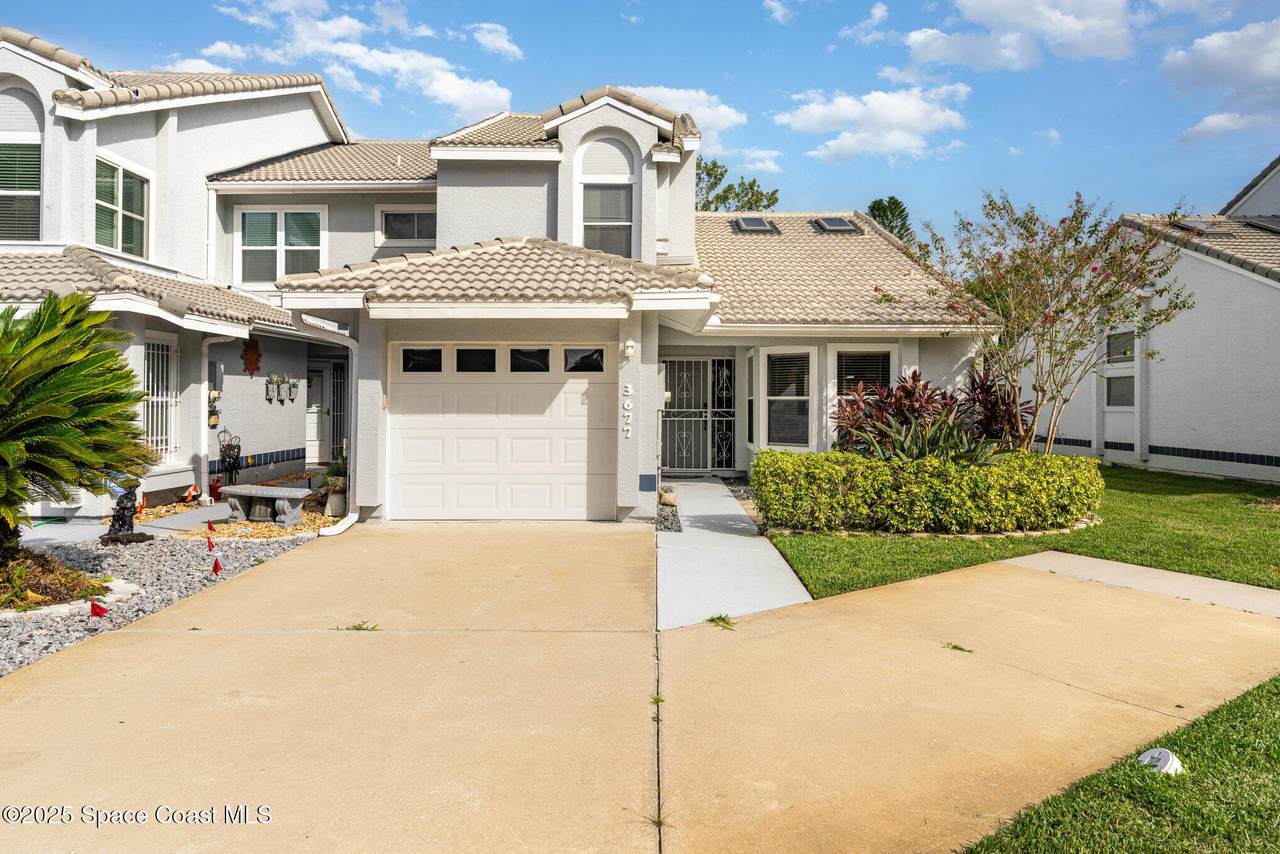 3677 Oakhill Drive - Photo 1