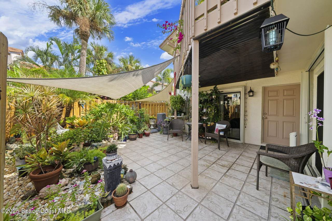 200 Banana River Boulevard - Photo 1