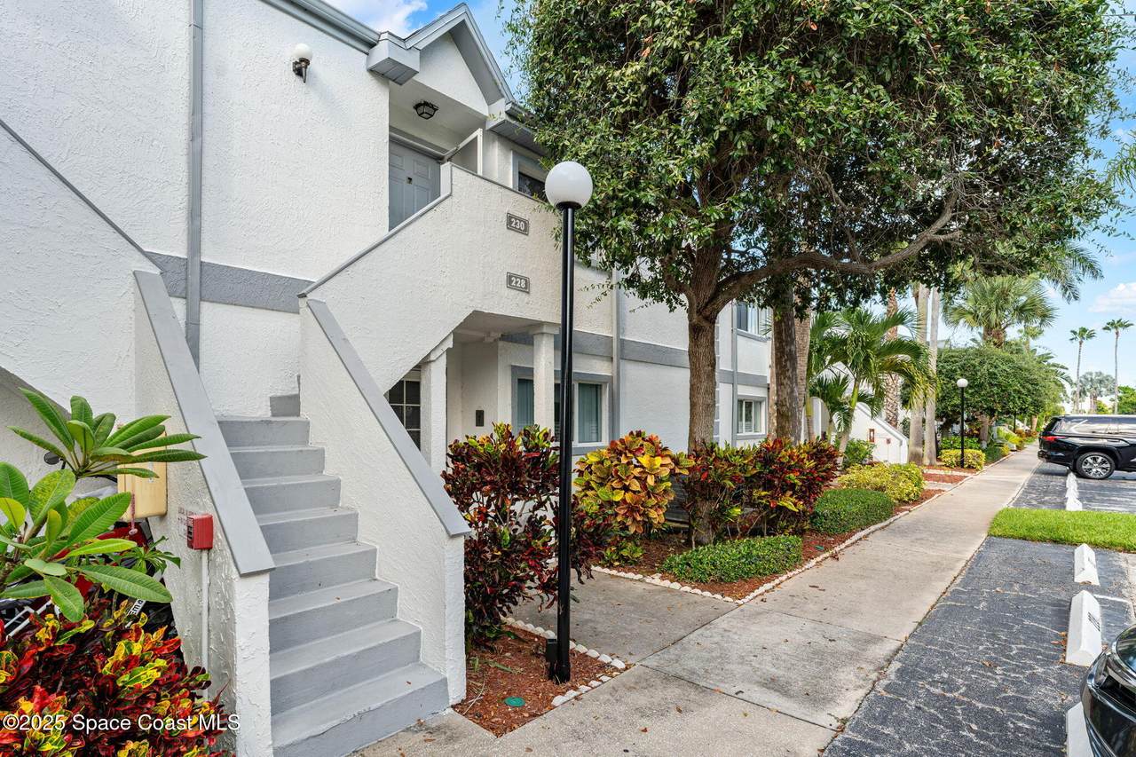 230 Beach Park Lane - Photo 1