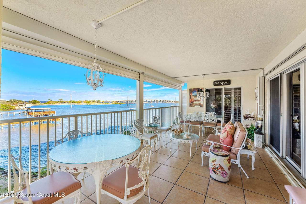 https://bt-photos.global.ssl.fastly.net/spacecoast/1280_boomver_1_1058786-2.jpg