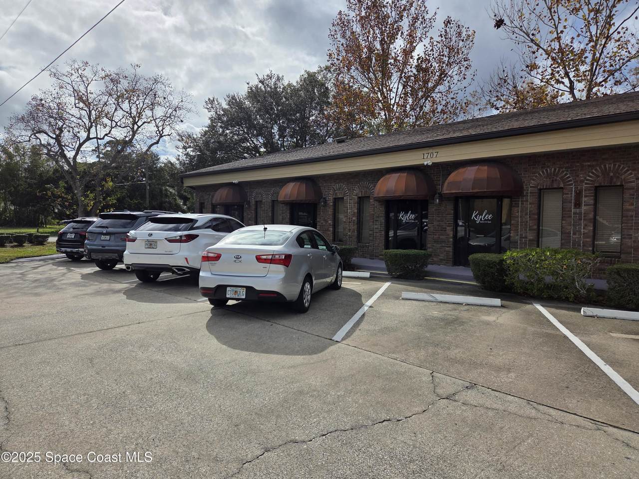 1707 Elm Street - Photo 1