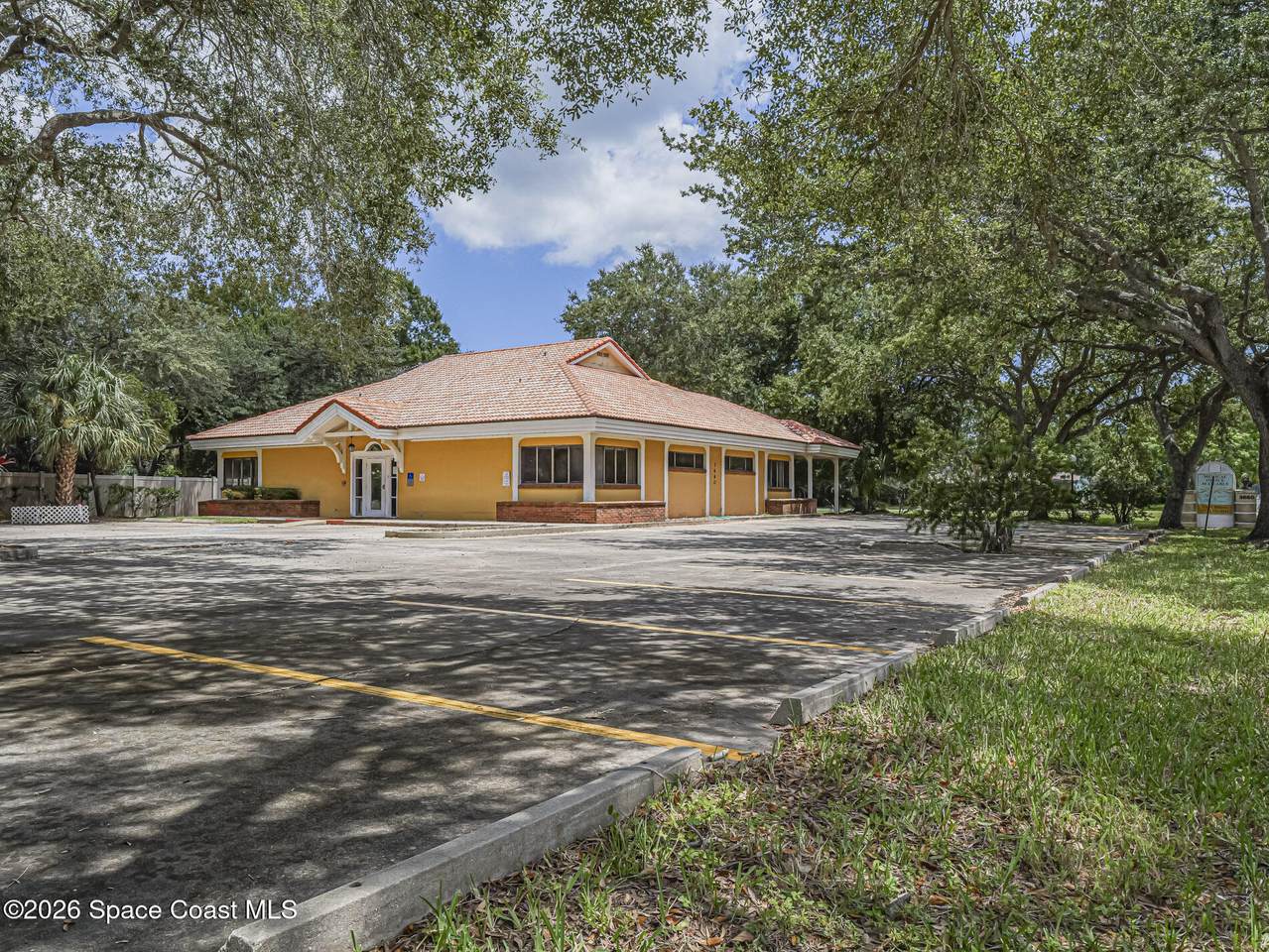 https://bt-photos.global.ssl.fastly.net/spacecoast/1280_boomver_3_1063456-2.jpg