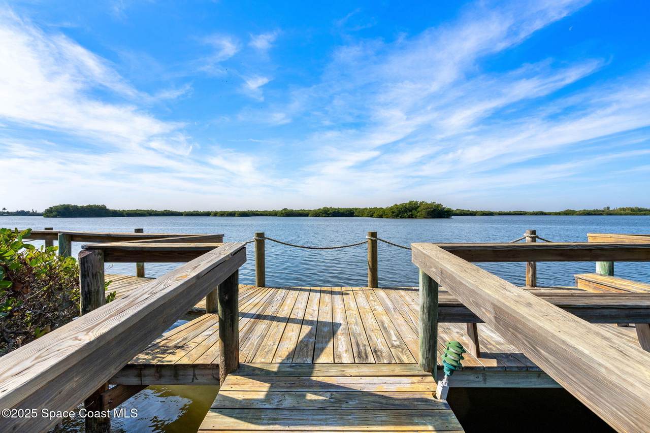 https://bt-photos.global.ssl.fastly.net/spacecoast/1280_boomver_3_1064256-2.jpg