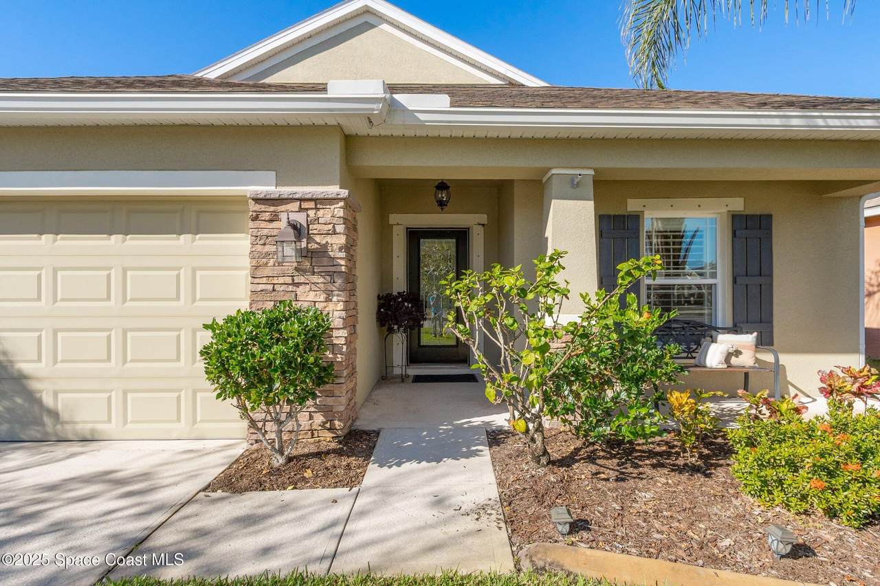 https://bt-photos.global.ssl.fastly.net/spacecoast/1280_boomver_2_1065469-2.jpg