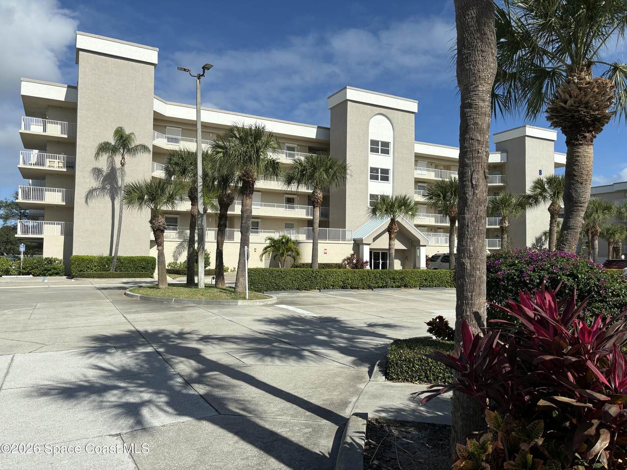 https://bt-photos.global.ssl.fastly.net/spacecoast/1280_boomver_2_1067689-2.jpg