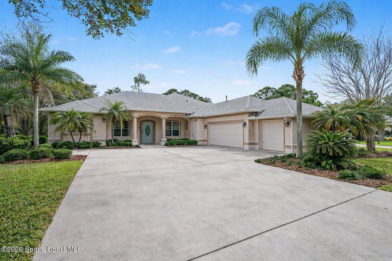 https://bt-photos.global.ssl.fastly.net/spacecoast/1280_boomver_3_1071152-2.jpg