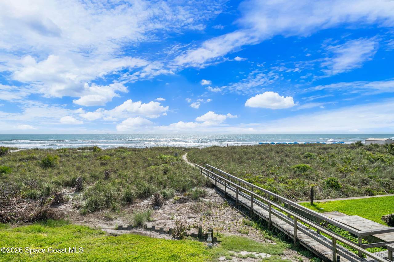 https://bt-photos.global.ssl.fastly.net/spacecoast/1280_boomver_3_1074193-2.jpg